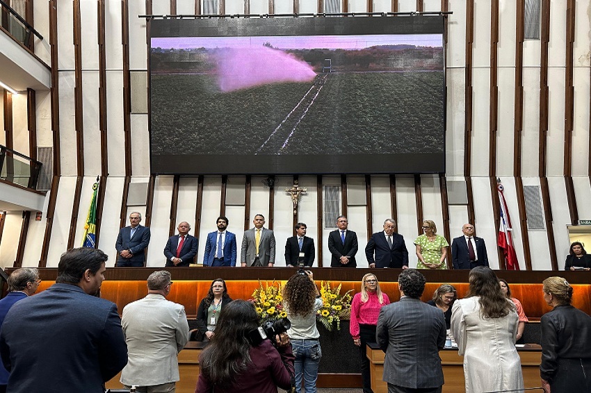 Sessão solene em homenagem aos 60 anos da Faeb. Fotos: Divulgação
