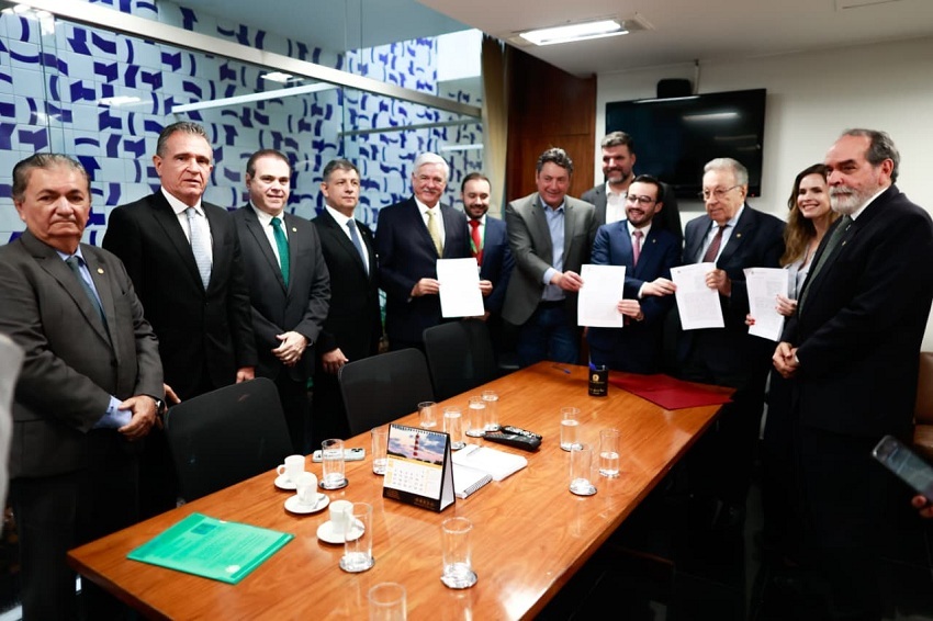 CNA faz acordo com a Câmara para promover intercâmbio educacional