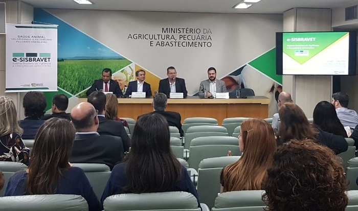 CNA participa de lançamento do Sistema Brasileiro de Vigilância e Emergências Veterinárias