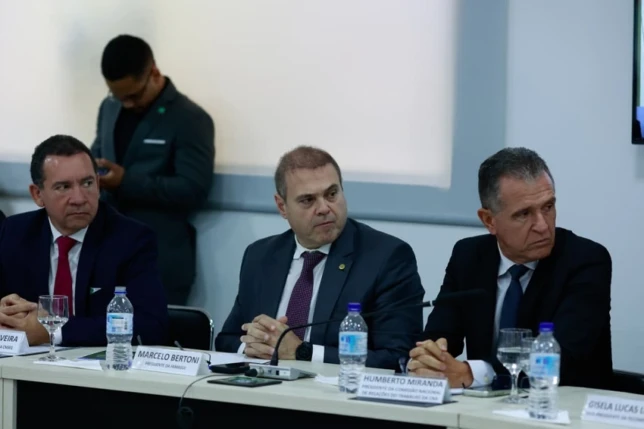 CNA participa de reunião da FPA sobre modernização da jornada de trabalho