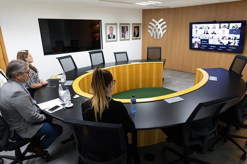 CNA debate cenário internacional e impactos para o agro