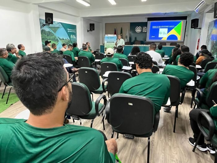 Palestra do INSS orienta técnicos de campo sobre direitos previdenciários e obrigações do produtor rural