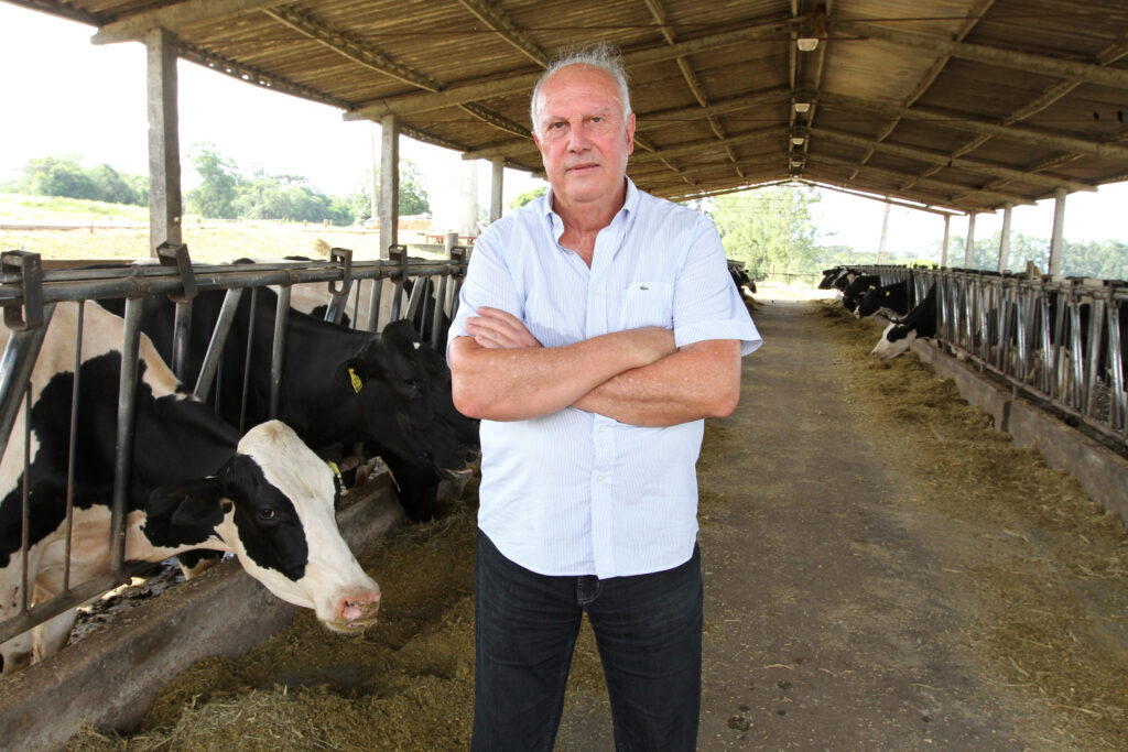 Ronei Volpi, coordenador geral da Aliança Láctea, em sua propriedade