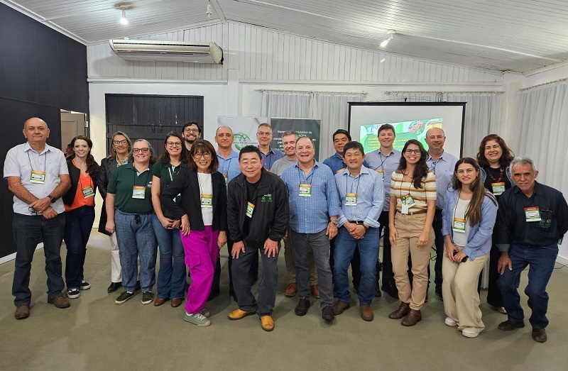 Comissões de Hortaliças e Flores e de Frutas da CNA se reúnem na Hortitec